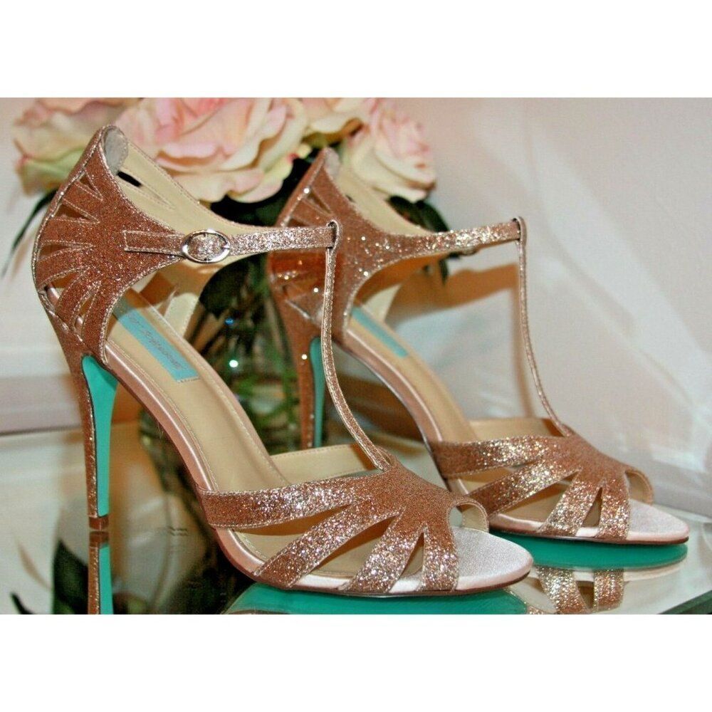 Blue By Betsey Johnson Women's 9.5 Tee Champagne heels - Picture 3 of 5